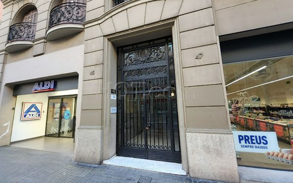 Massage Parlors Barcelona, Spain Royal Erotic Massage