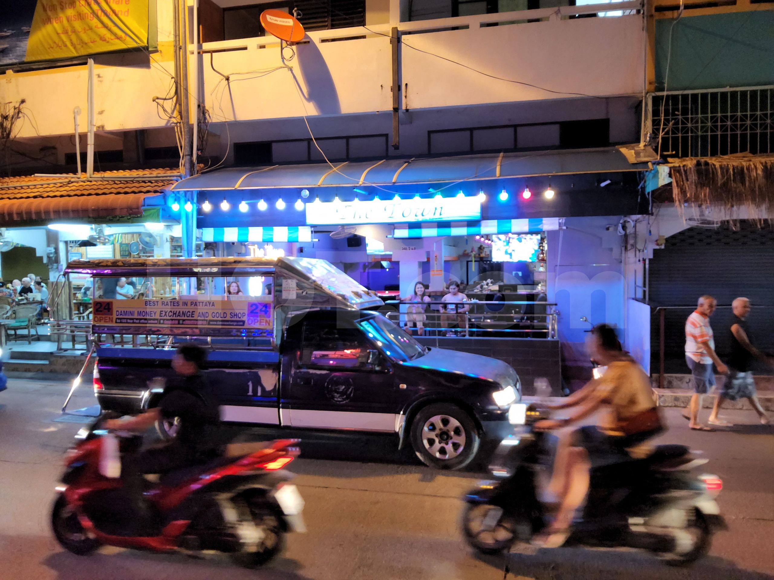 Pattaya, Thailand The Town Bar