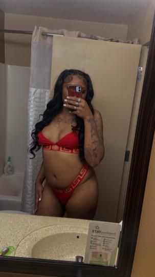 Escorts Racine, Wisconsin I'm here 😍🥰sloppy toppy 9 in stick outcall special