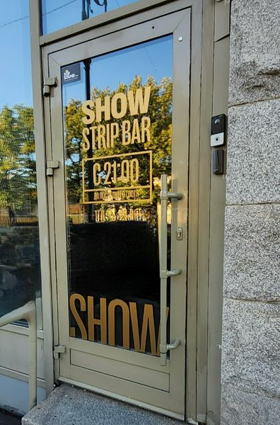 Strip Clubs Saint Petersburg, Russia Envy Show Bar