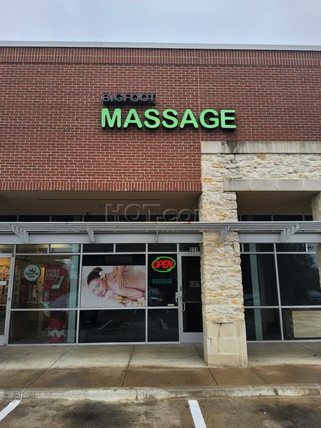 Massage Parlors Fort Worth, Texas Big Foot Massage