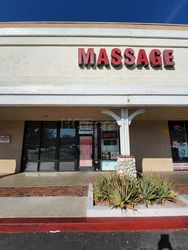Santa Ana, California Le Palace Massage