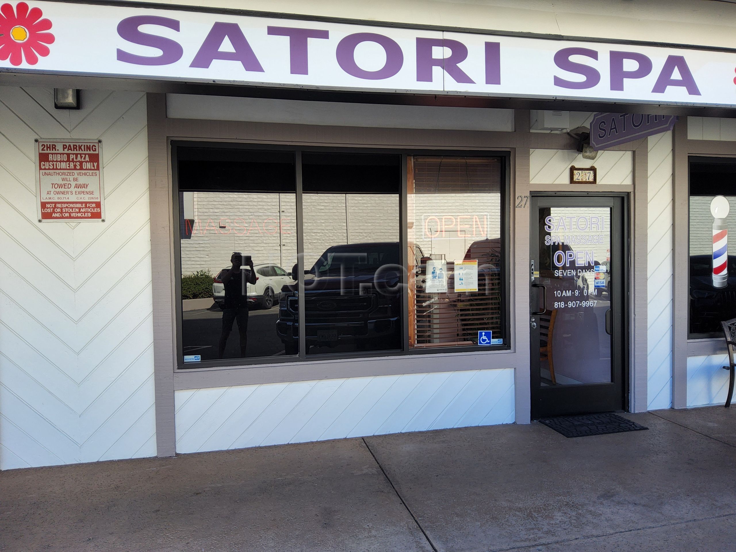 Encino, California Satori Spa