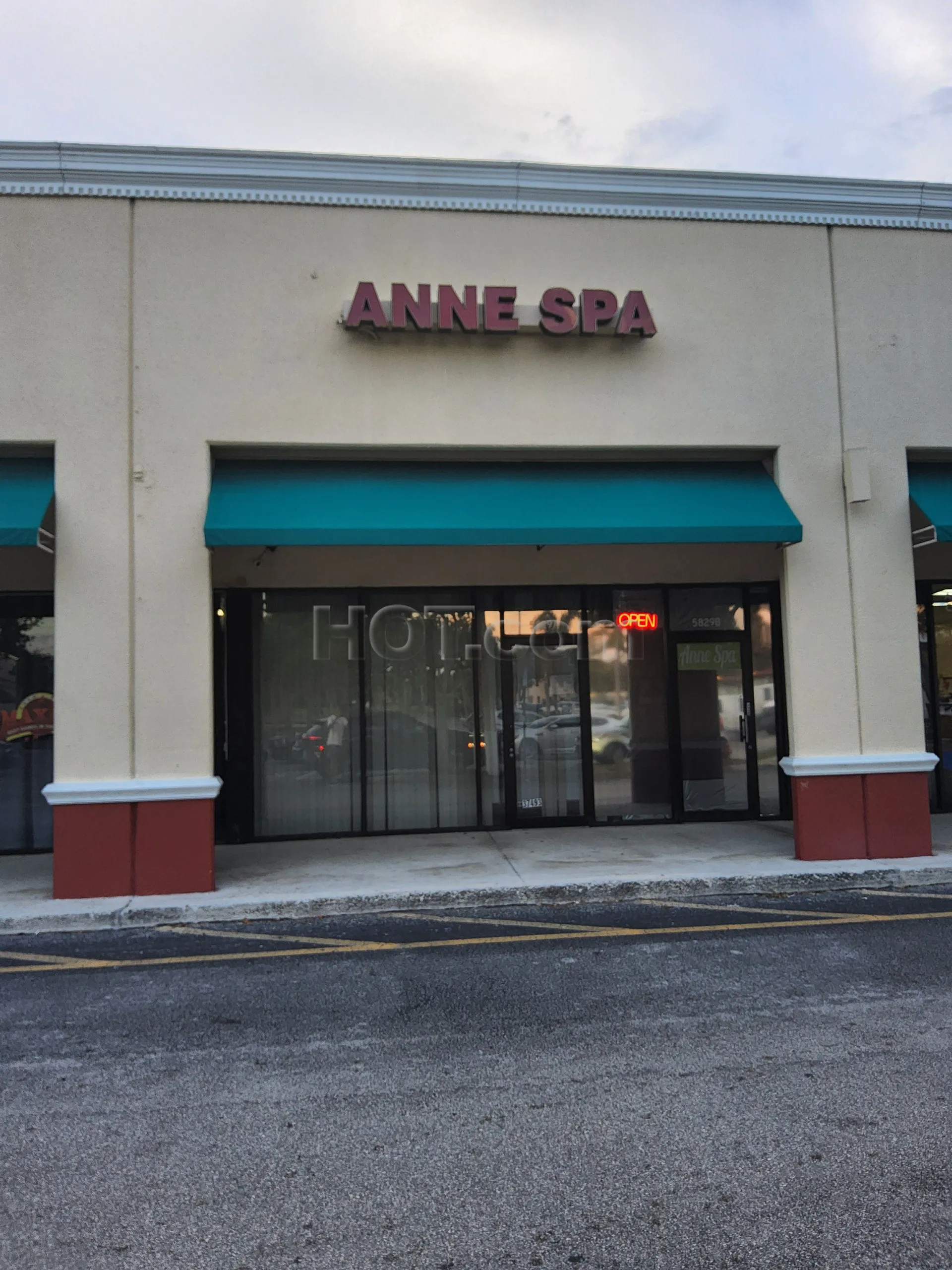 Greenacres City, Florida Anne Spa