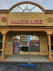 Los Angeles, California Diamond Body Foot Massage