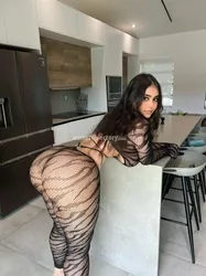 Escorts Dubai, United Arab Emirates Annabella_Ivy