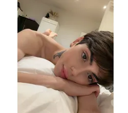 Escorts London, England Twink Vers Gay 20 Years old