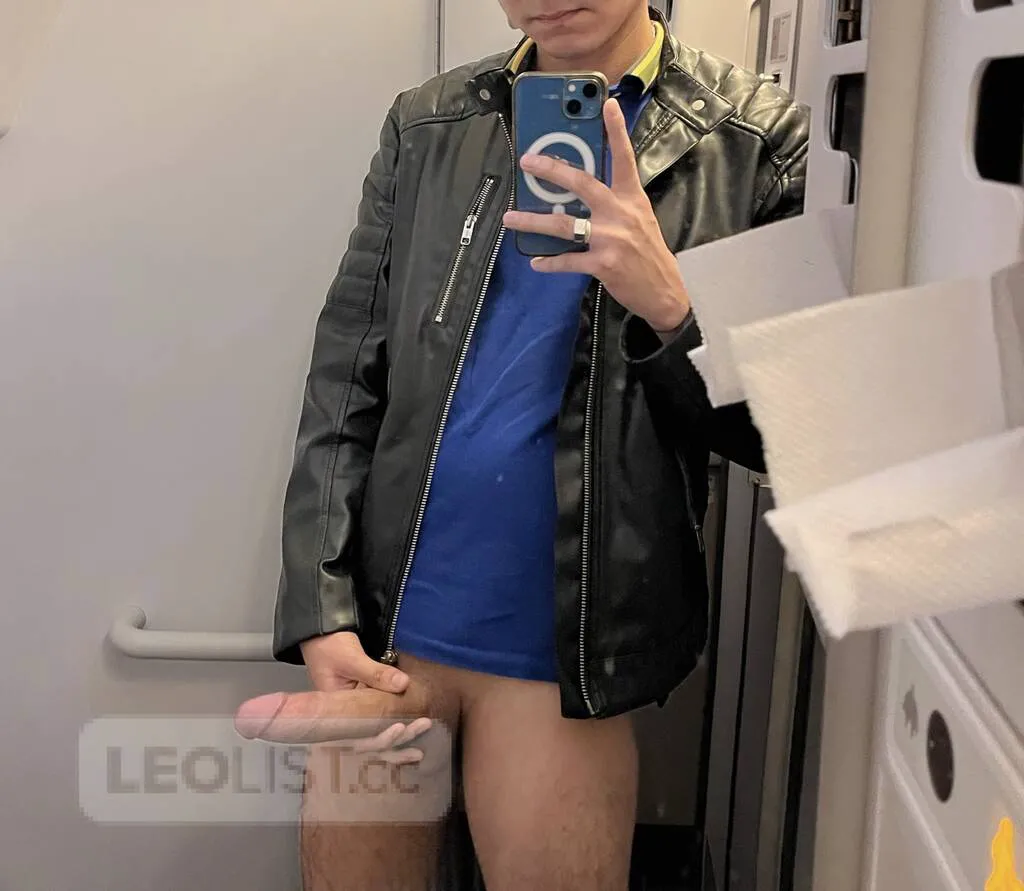 Escorts Montreal, Quebec RodAgeXXX
