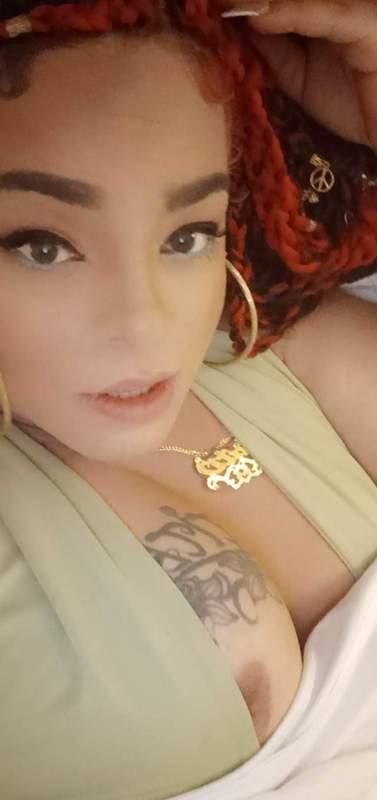 Escorts Springfield, Massachusetts Cum deep in me now hosting only