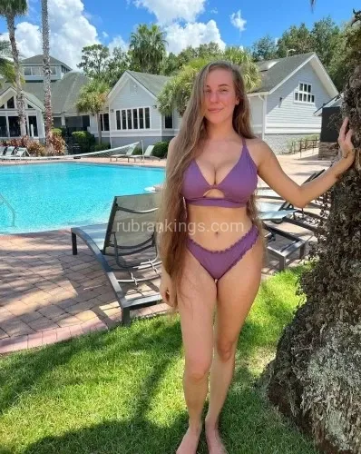 Escorts Panama City, Florida COME FOR MASSAGES I AM AVAILABLE