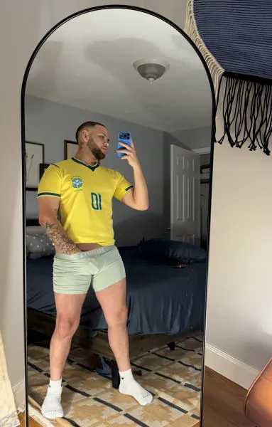 Escorts Chicago, Illinois Dylan_HotXL