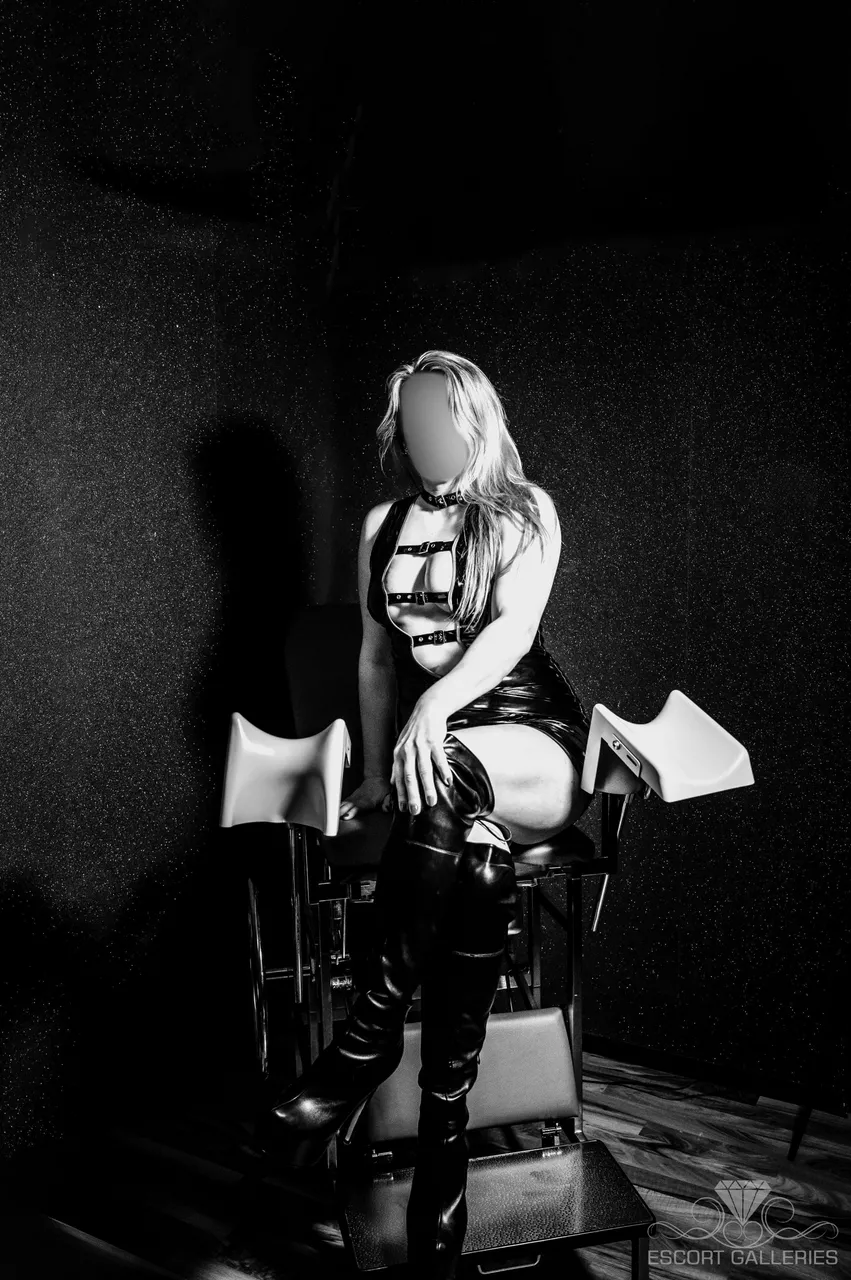 Escorts Bremen, Germany Bizarrlady Leandra