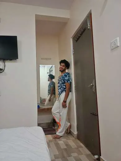 Escorts Hyderabad, India I'm masculine guy here