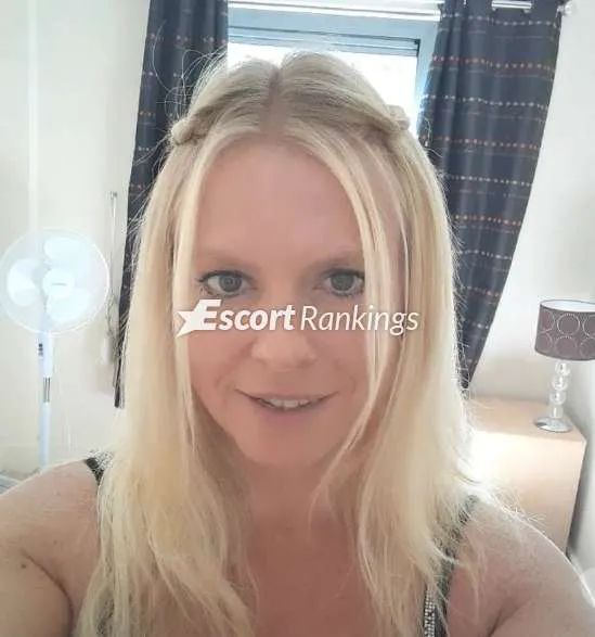 Escorts Newcastle upon Tyne, England Shannon