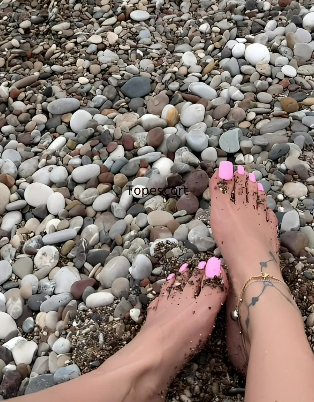 Escorts Bali, Indonesia Mira G