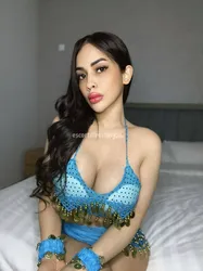 Escorts Riyadh, Saudi Arabia Valentina