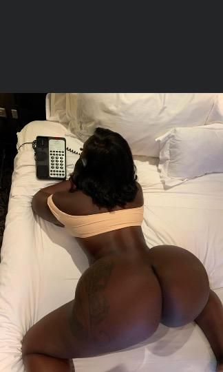 Escorts Manhattan, New York LOWER EAST MANHATTAN 🍑💦👅 CHOCOLATE WETNESS  26 -