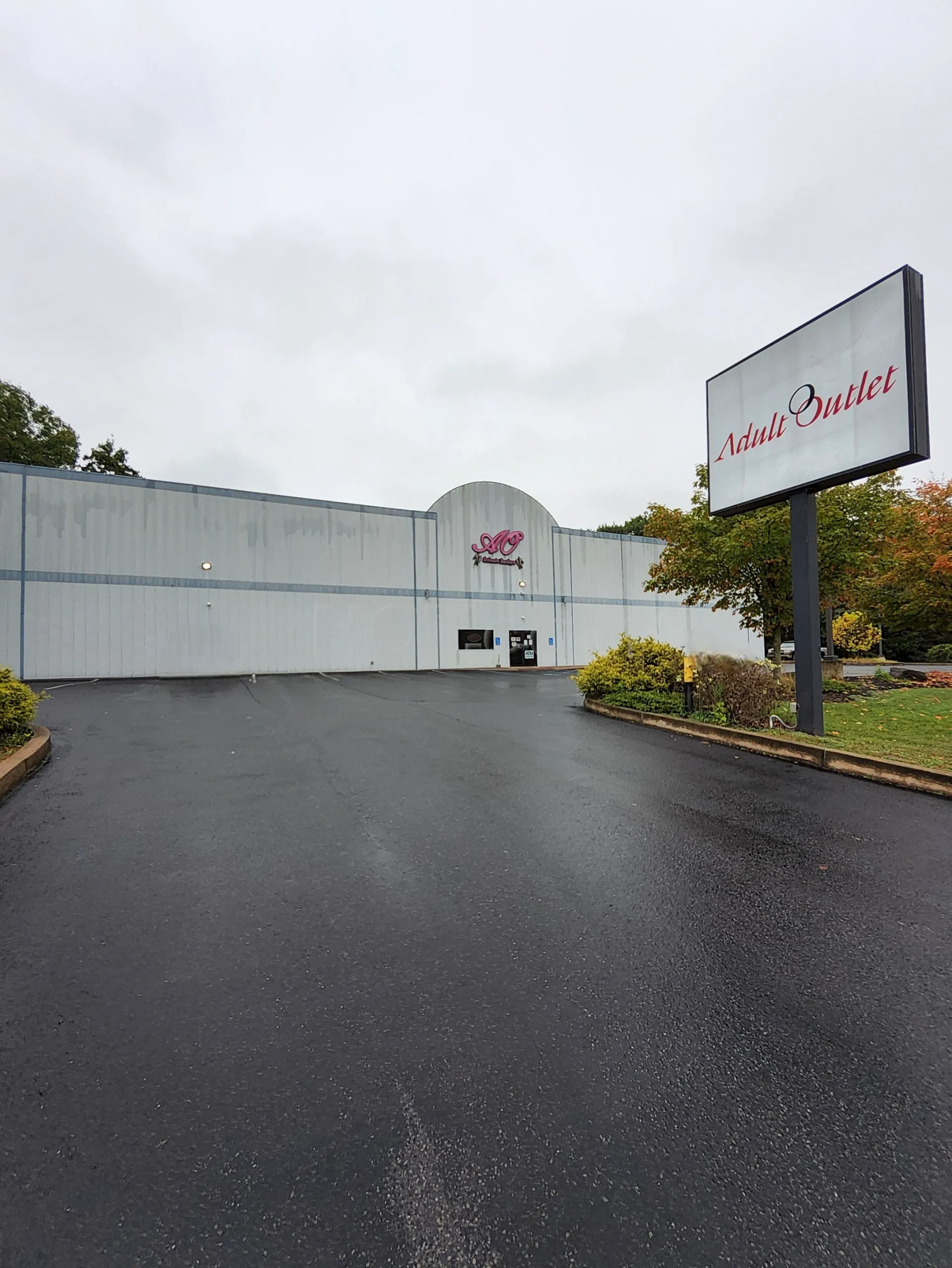 Dickson City, Pennsylvania Adult Outlet