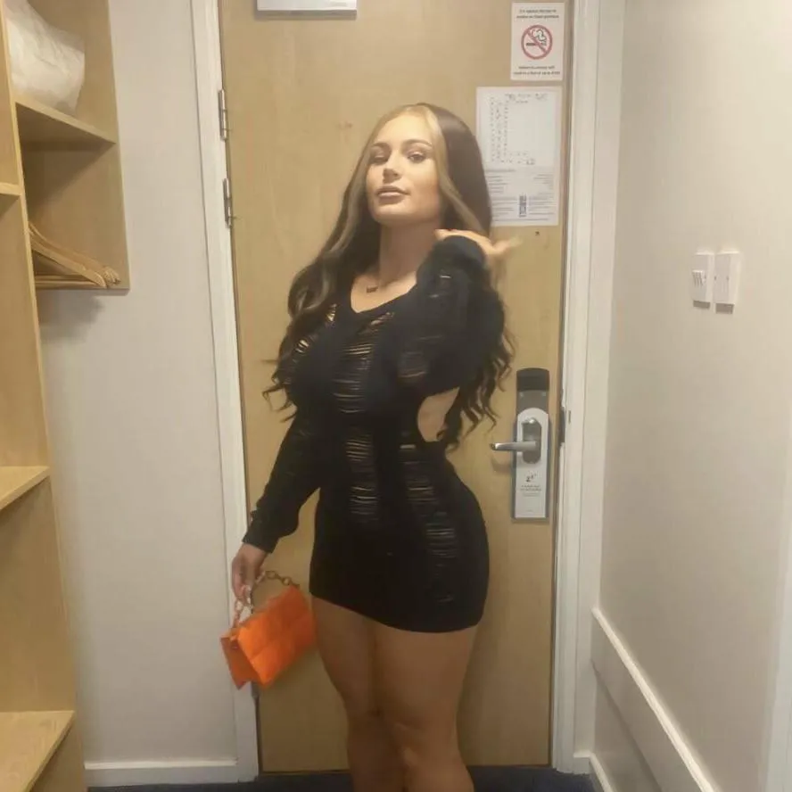 Escorts Calgary, Alberta Britany | SWEETEST FREAK NATURAL CURVES EXTRA WET xo PARTY FAVS