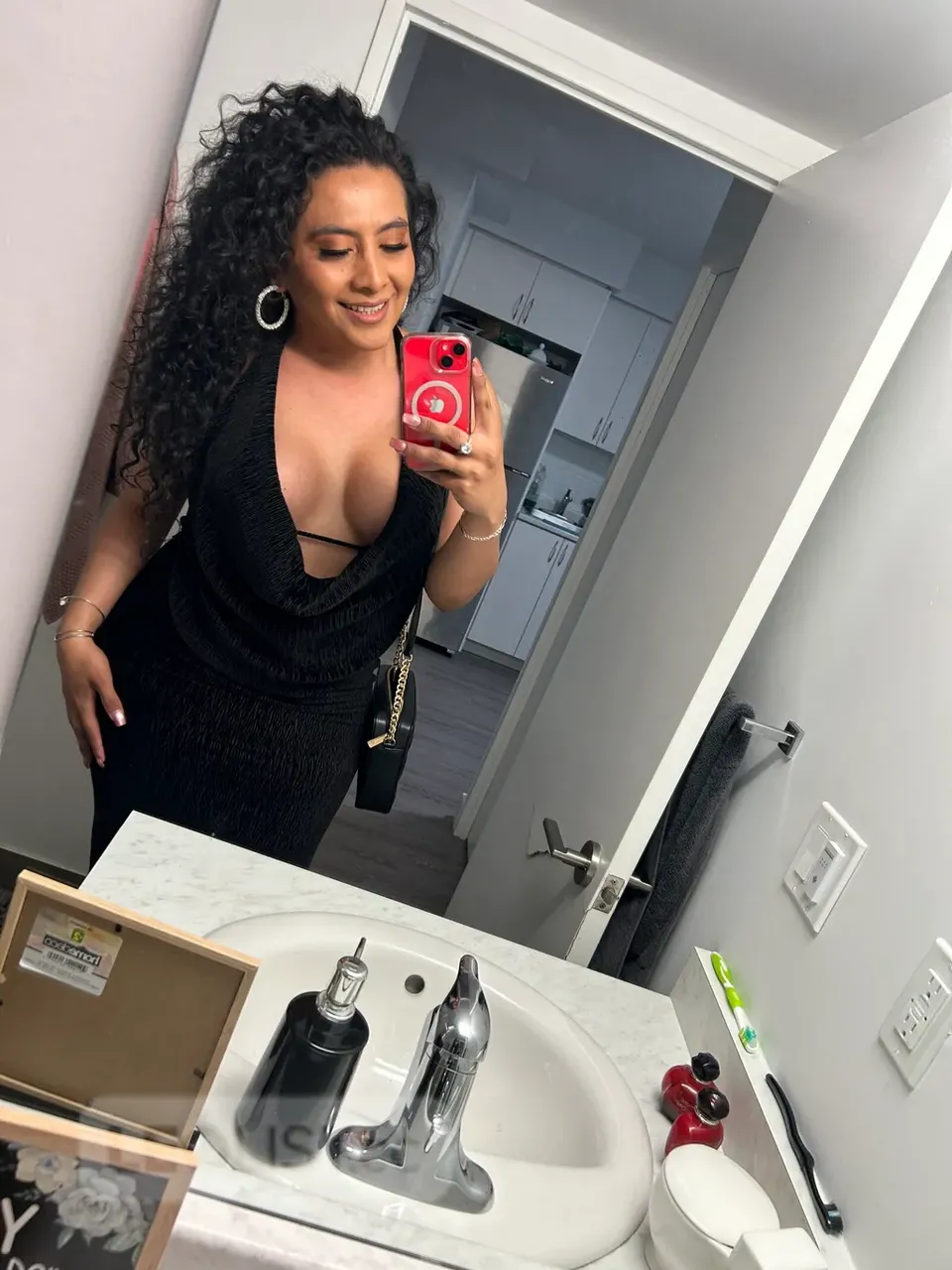 Escorts Toronto, Ontario Pamela