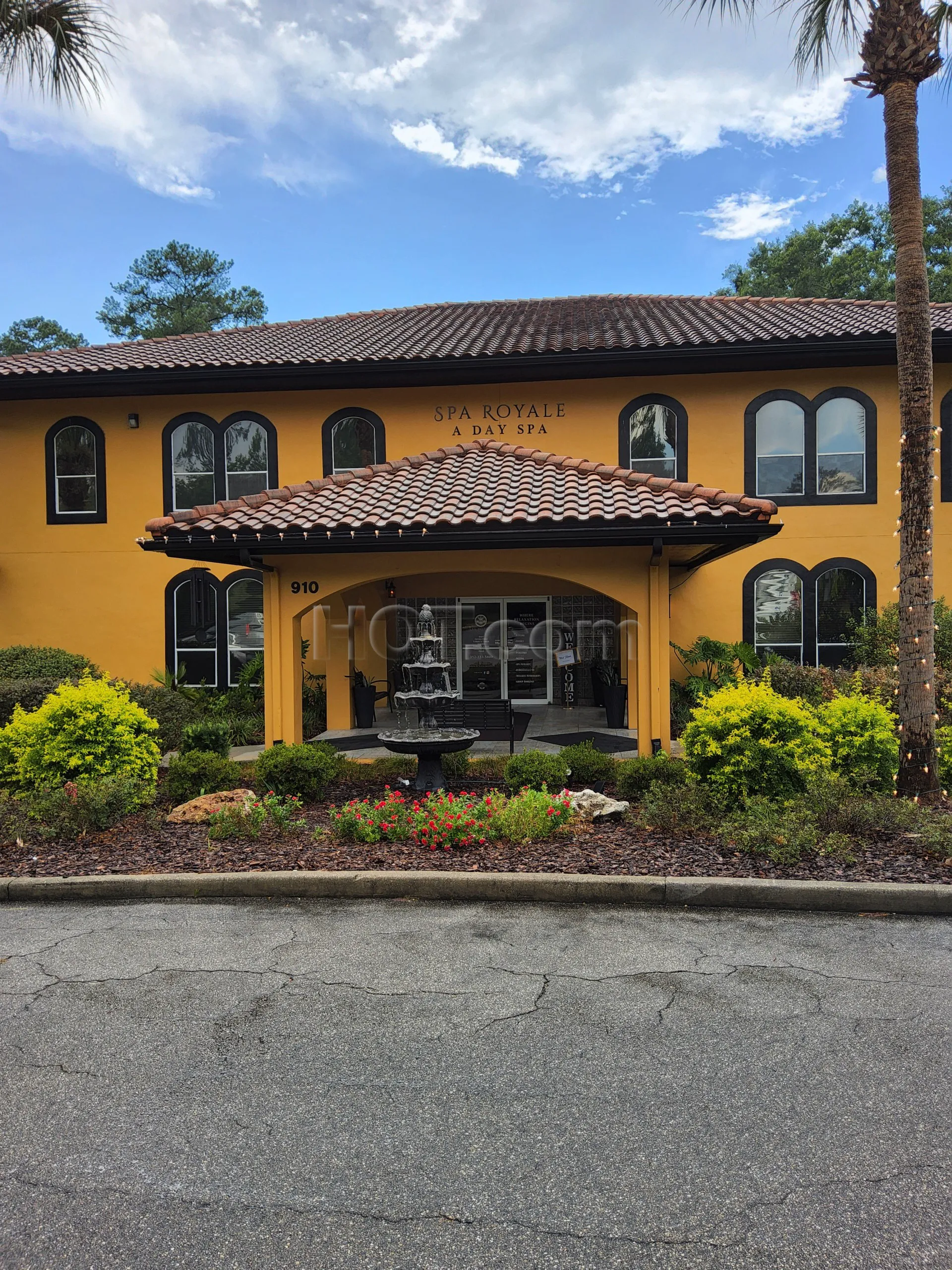 Gainesville, Florida Spa Royale