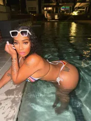 Escorts King of Prussia, Pennsylvania HungHottie
