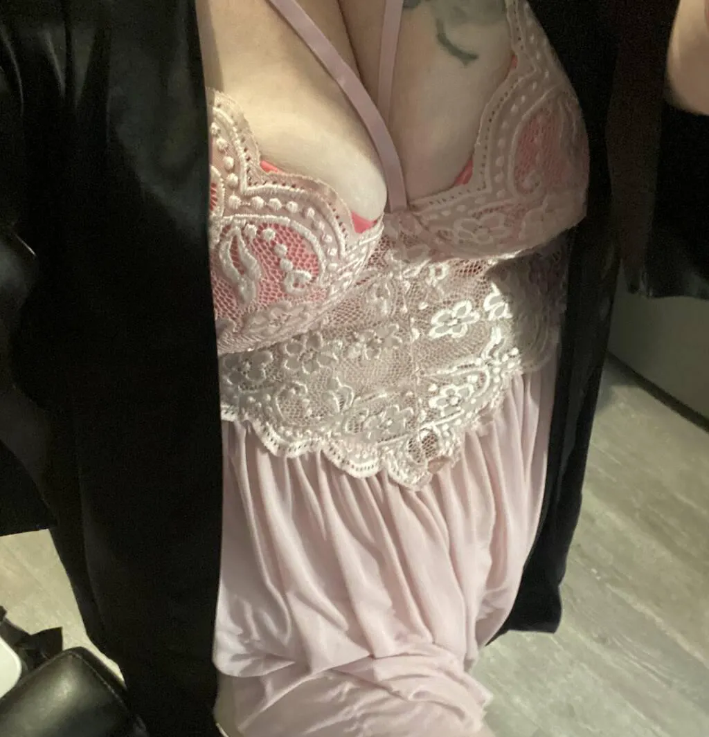 Escorts Lethbridge, Alberta Mandi