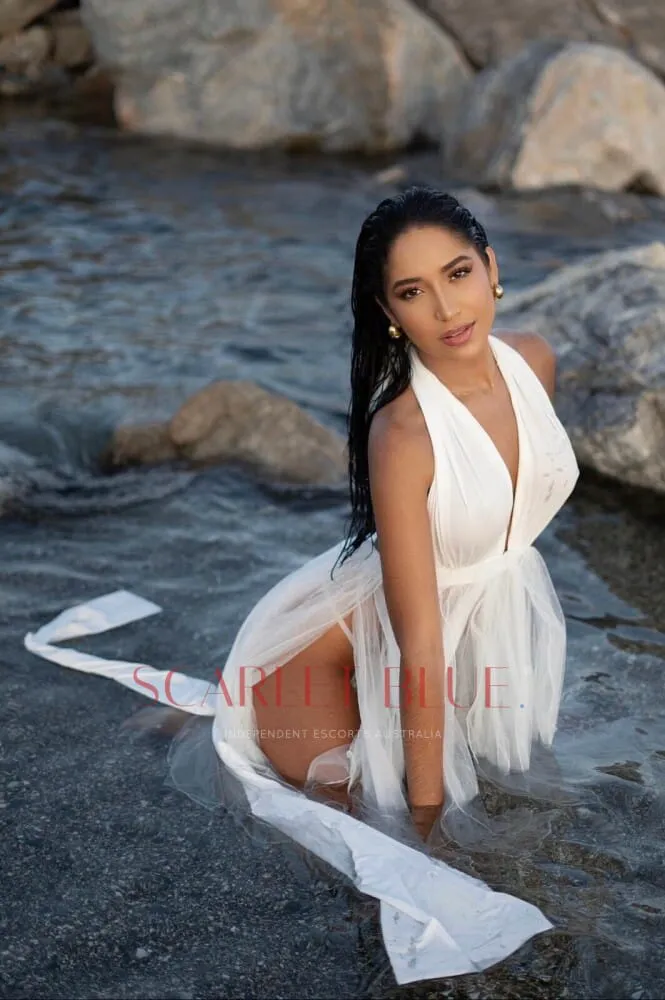 Escorts Melbourne, Australia Sara Smt 



