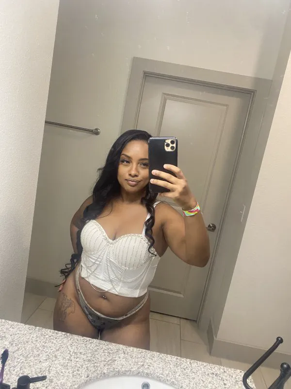 Escorts Killeen, Texas Armani Winter | The you’ll never want to exchange!