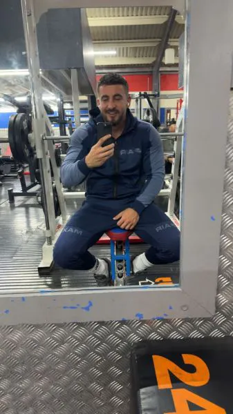 Escorts London, England StraightStevo