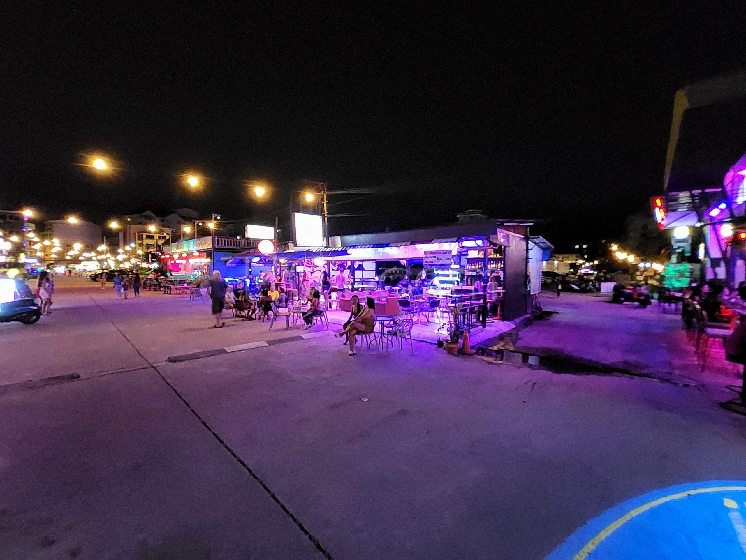 Pattaya, Thailand Pom Bar