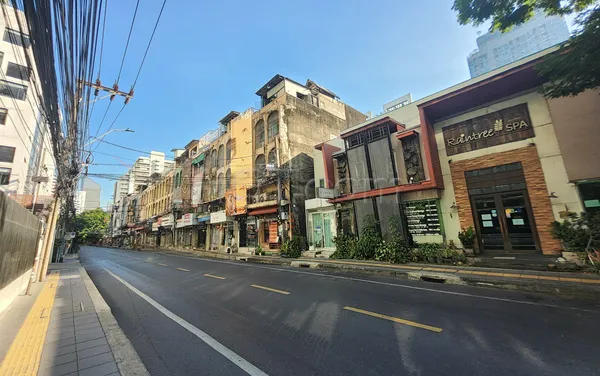 Massage Parlors Bangkok, Thailand Raintree Spa