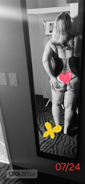 Escorts Calgary, Alberta Shelby