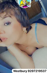 Escorts Long Island City, New York Westbury