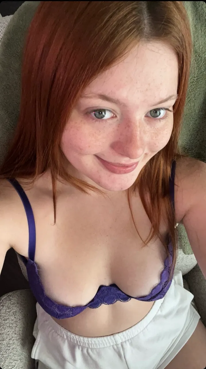 Escorts Etobicoke, Ontario I'm always down to chill, ready for a discreet and no-strings-attached Meet up.