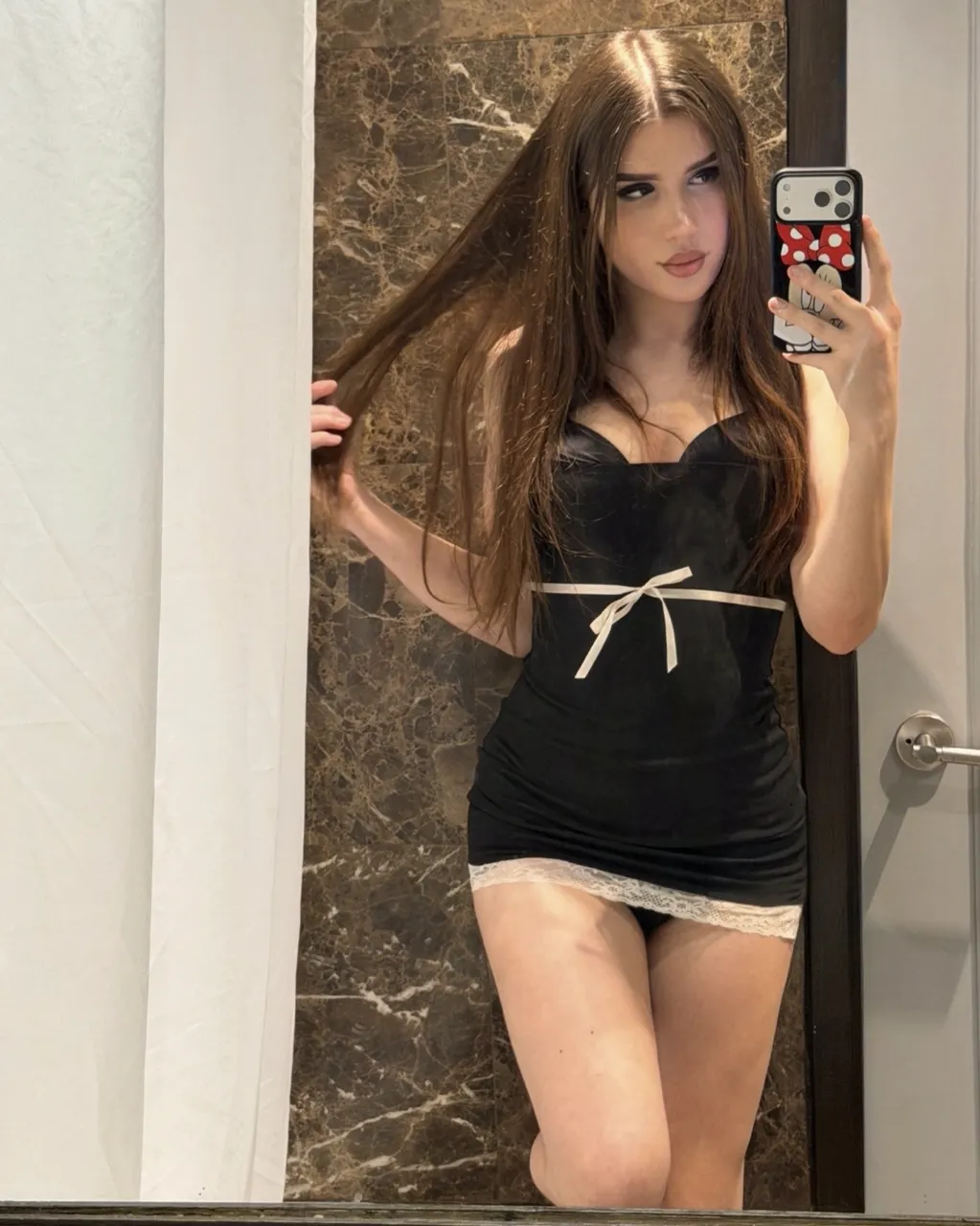 Escorts Manhattan, New York Emira Midtown