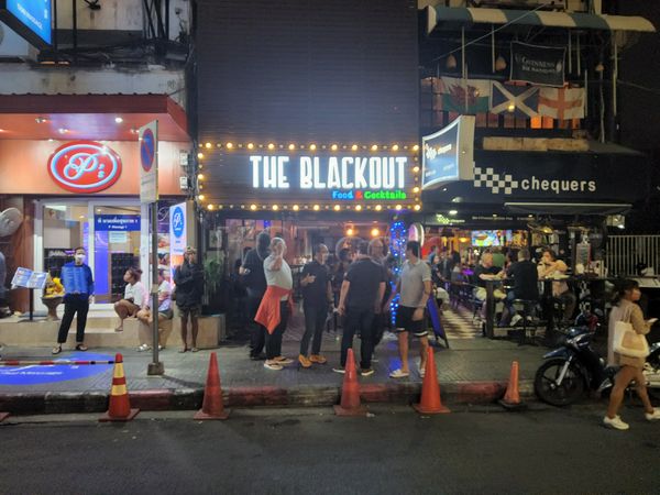 Beer Bar / Go-Go Bar Bangkok, Thailand The Blackout