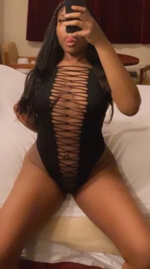 Escorts Palm Springs, California Young🔥Hot💕💋And Ready for💋 Incall/Outcall🚗Car Fun🚗 AVAILABLE /🌺💦