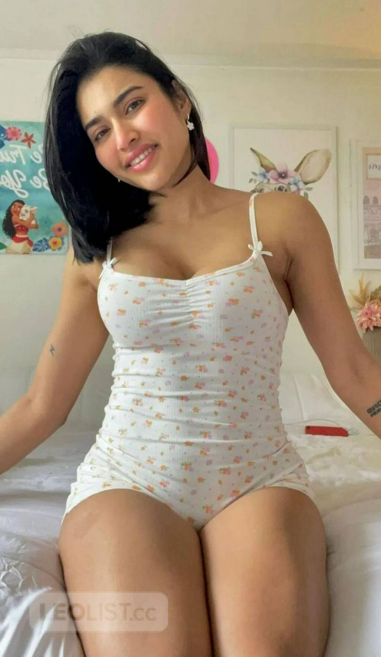 Escorts Delta, British Columbia hot indian punjabi girl available in your city