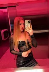 Escorts Istanbul, Turkey Arina