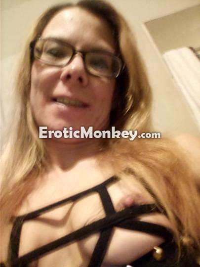 Escorts Roseville, Michigan Mindy