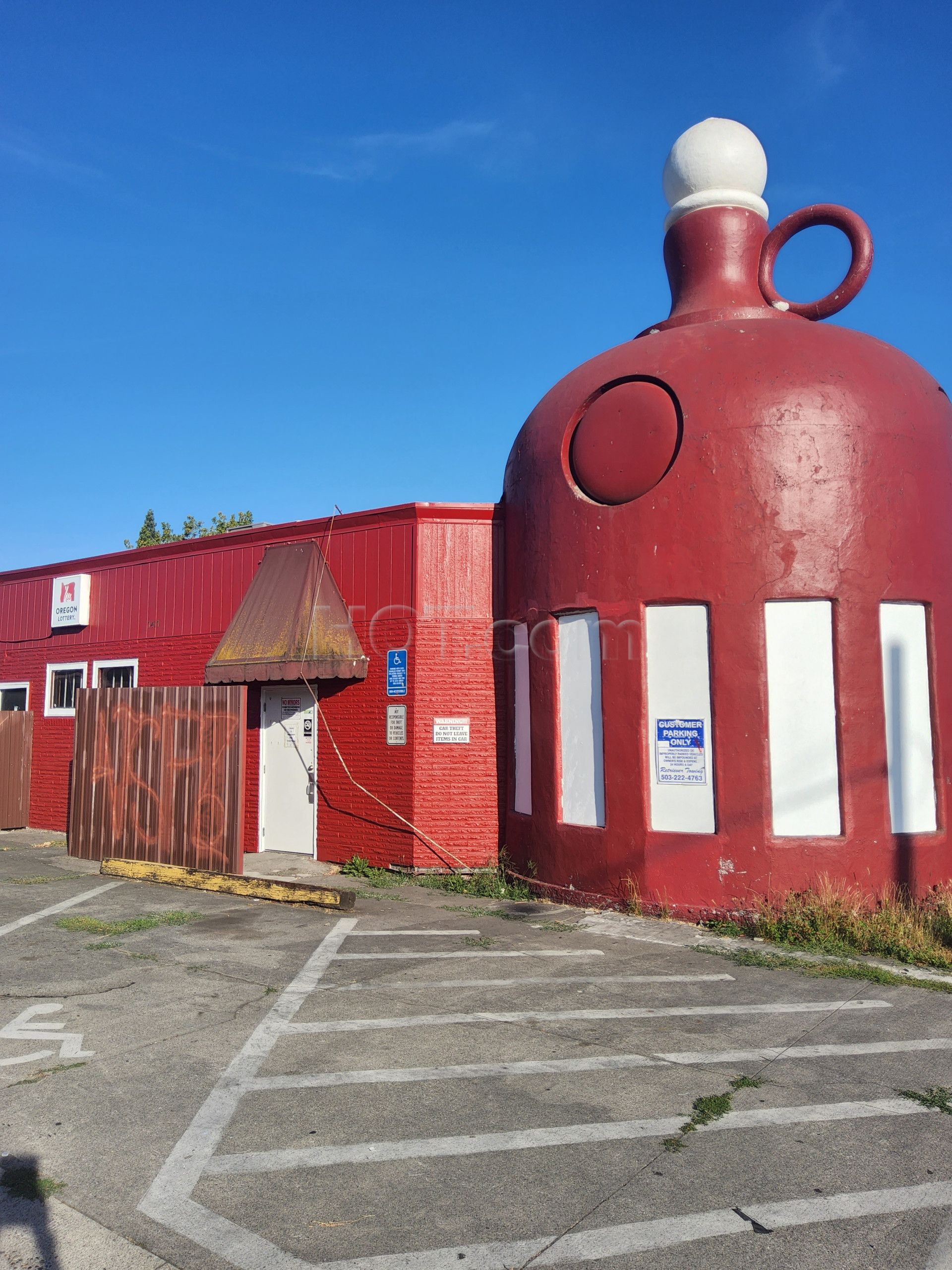 Portland, Oregon The Sandy Jug