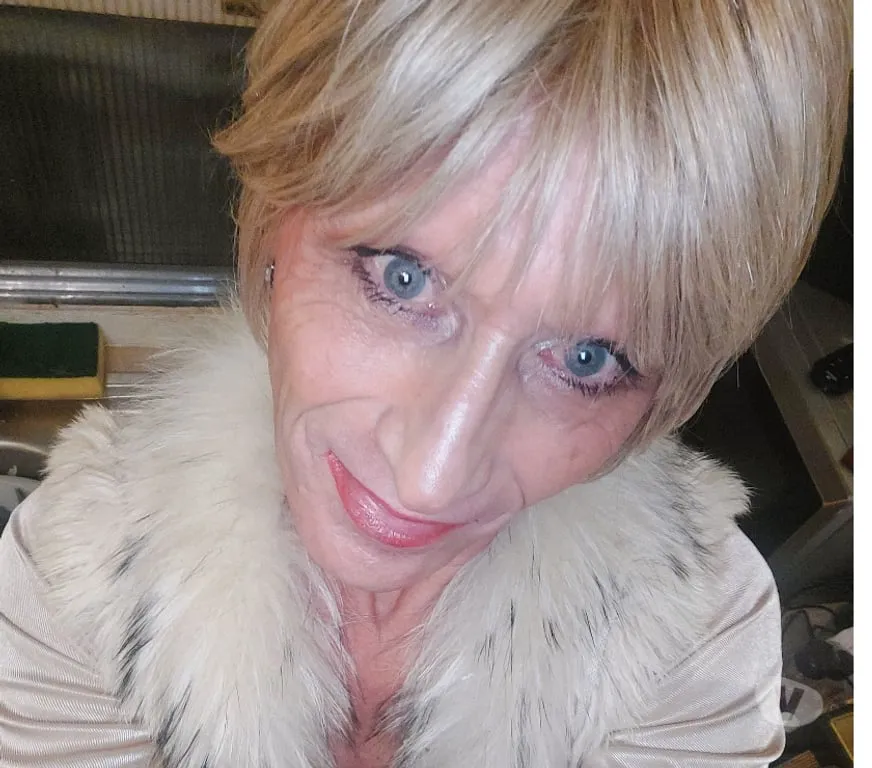 Escorts Chichester, England Tvtransvestite Kayj , Sensual Naughty,and a lot of fun x