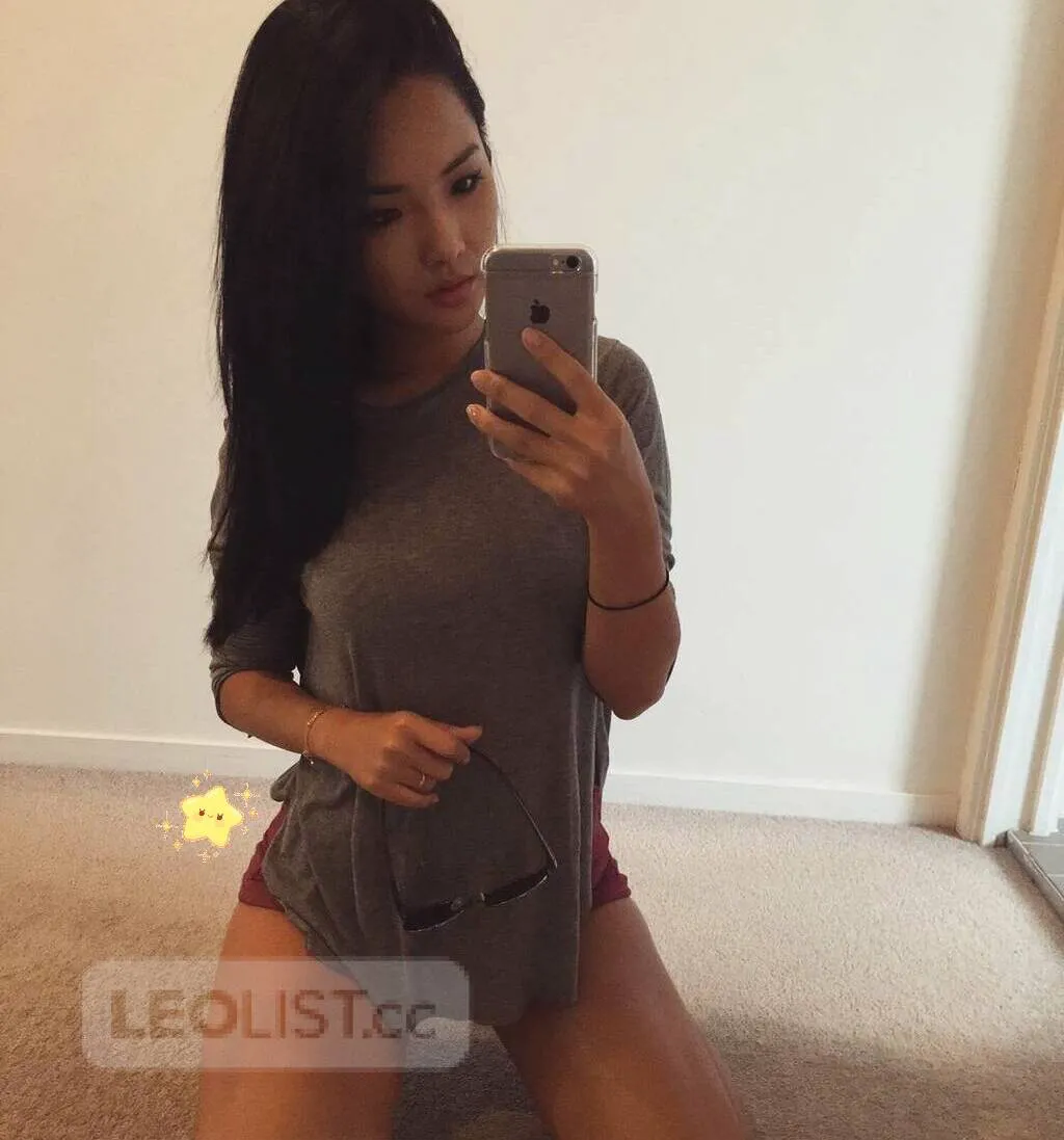 Escorts Lethbridge, Alberta Niko  604. 259.3710