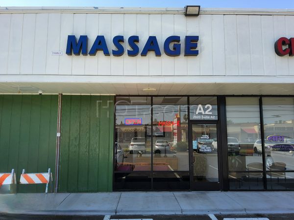 Massage Parlors Sacramento, California Family Masage