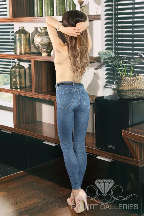 Escorts Heidelberg, Germany Laureen