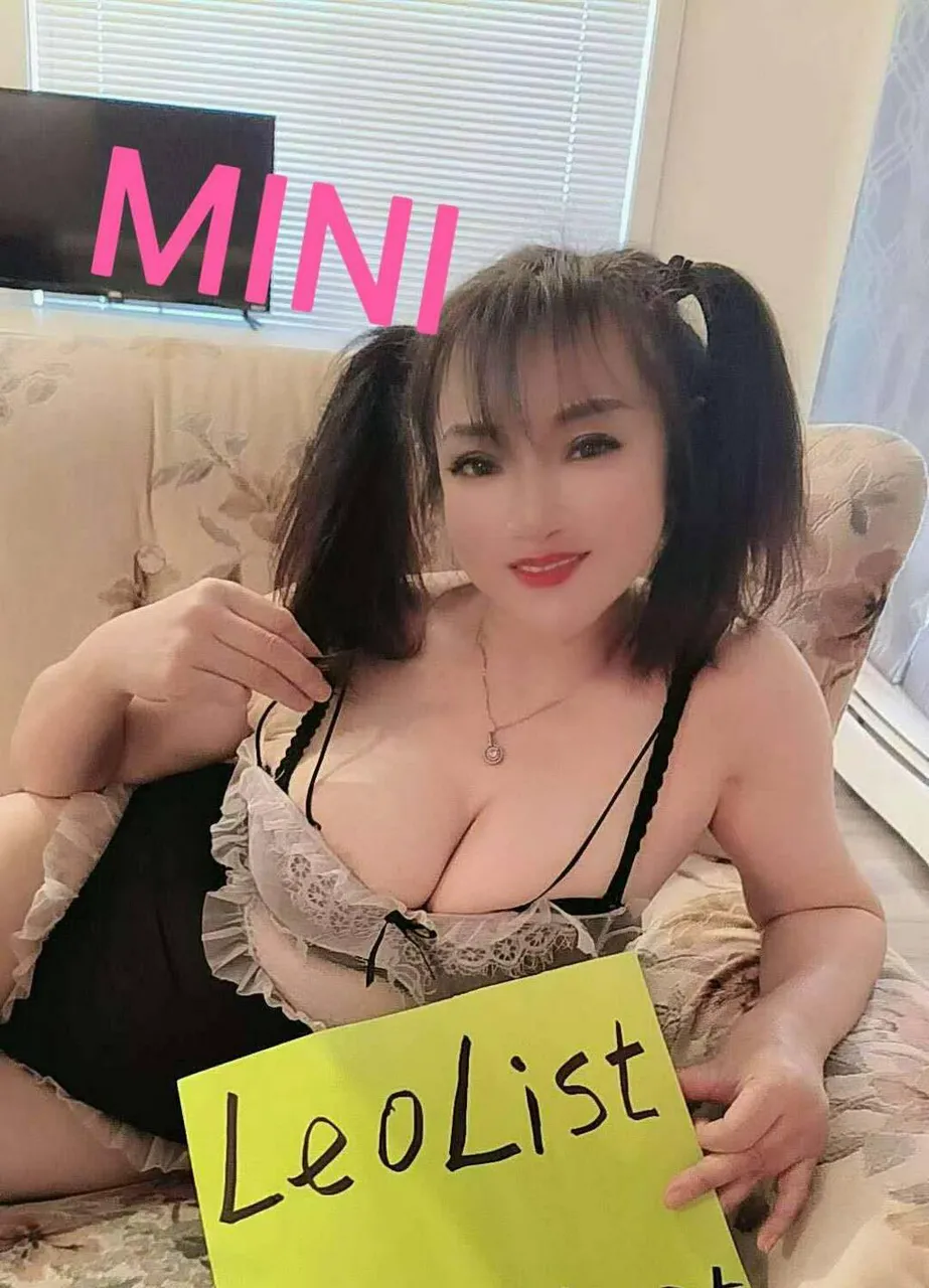 Escorts Edmonton, Alberta NINA