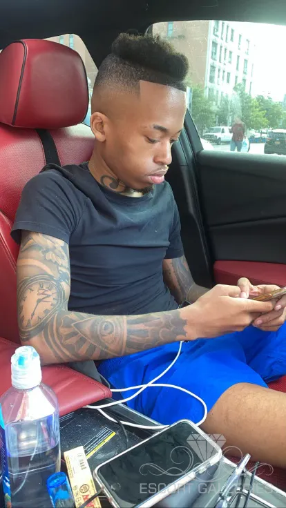 Escorts New York City, New York Ace