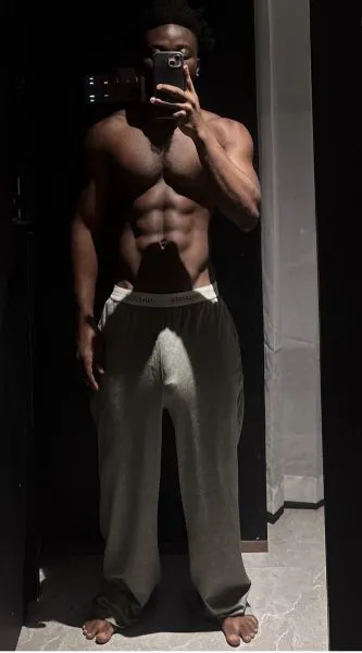 Escorts Chicago, Illinois SwordandShieldz