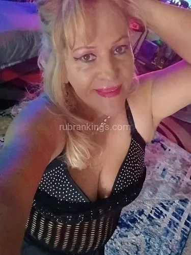 Escorts Columbus, Ohio Leave the stress at the door..HOT ? Oil Massage
